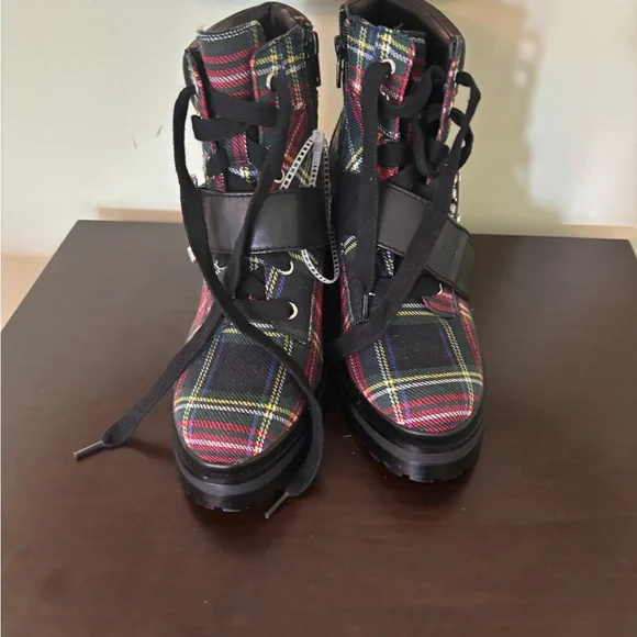 Plaid Lace-Up Boots with Black Straps - Picture 2 of 7